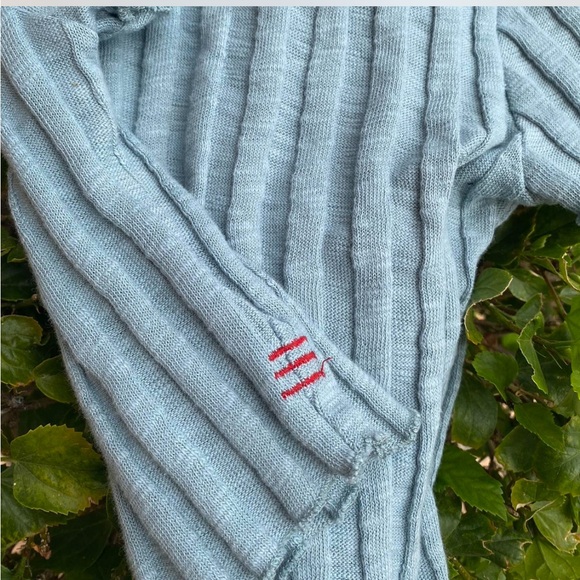 BDG Ribbed Crop Button Top - Picture 3 of 5